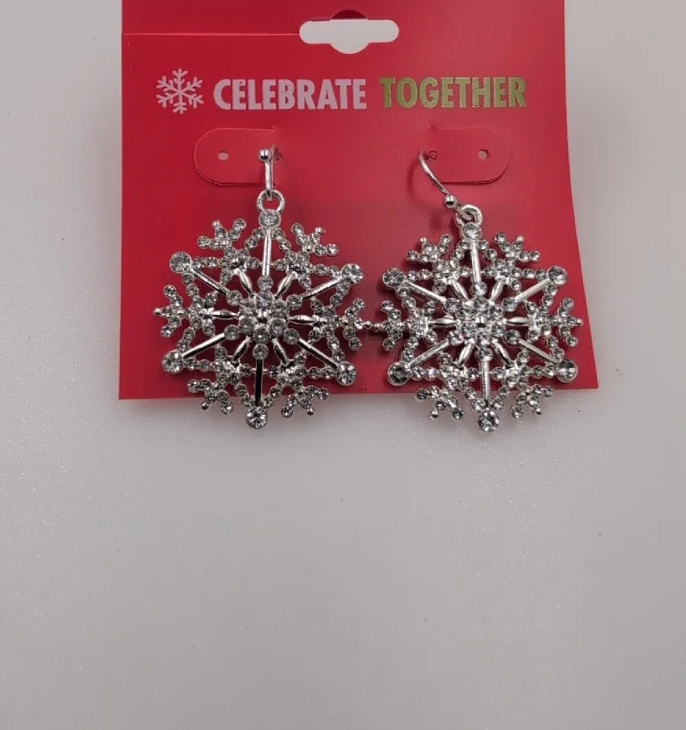 Christmas Earring Bundle Lot: Silver Snowflake Earrings Red Holiday EB59